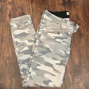 Camo pants